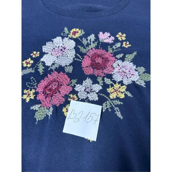 Torrid Bohemian Navy Blue Embroidered Floral Sweater Sweatshirt Size 1X - Picture 10 of 10